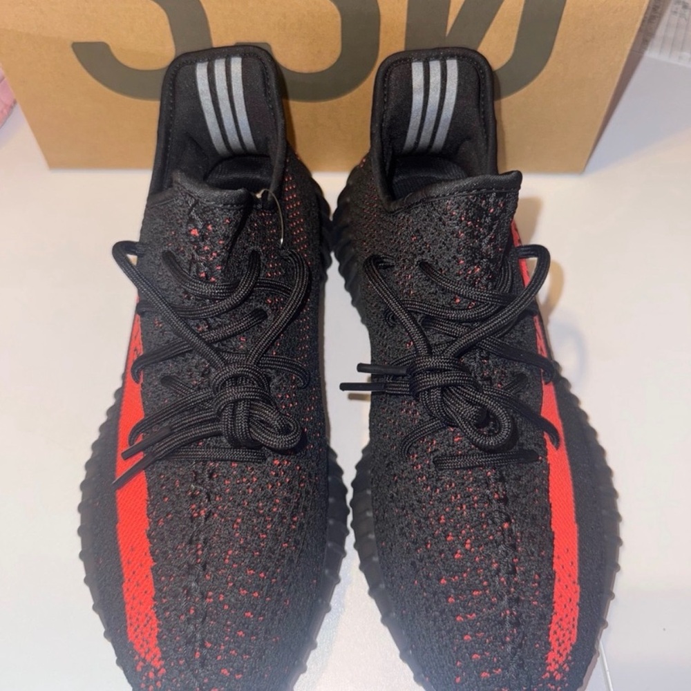 New Adidas Yeezy Boost 350 V2 Black Red Sneakers mens 9